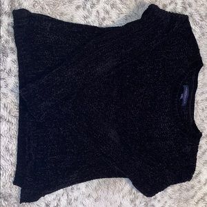 AERO BLACK SWEATER
